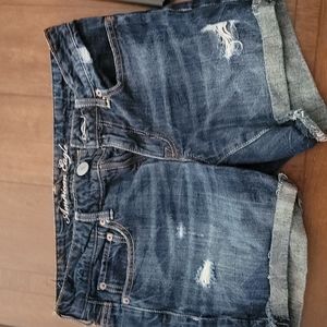 American eagle short